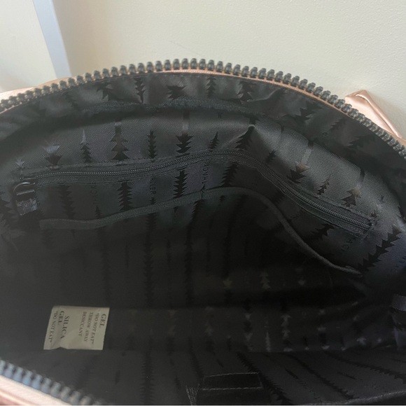 Thacker Quinn Nylon Duffle Bag Rose Gold - Picture 11 of 12